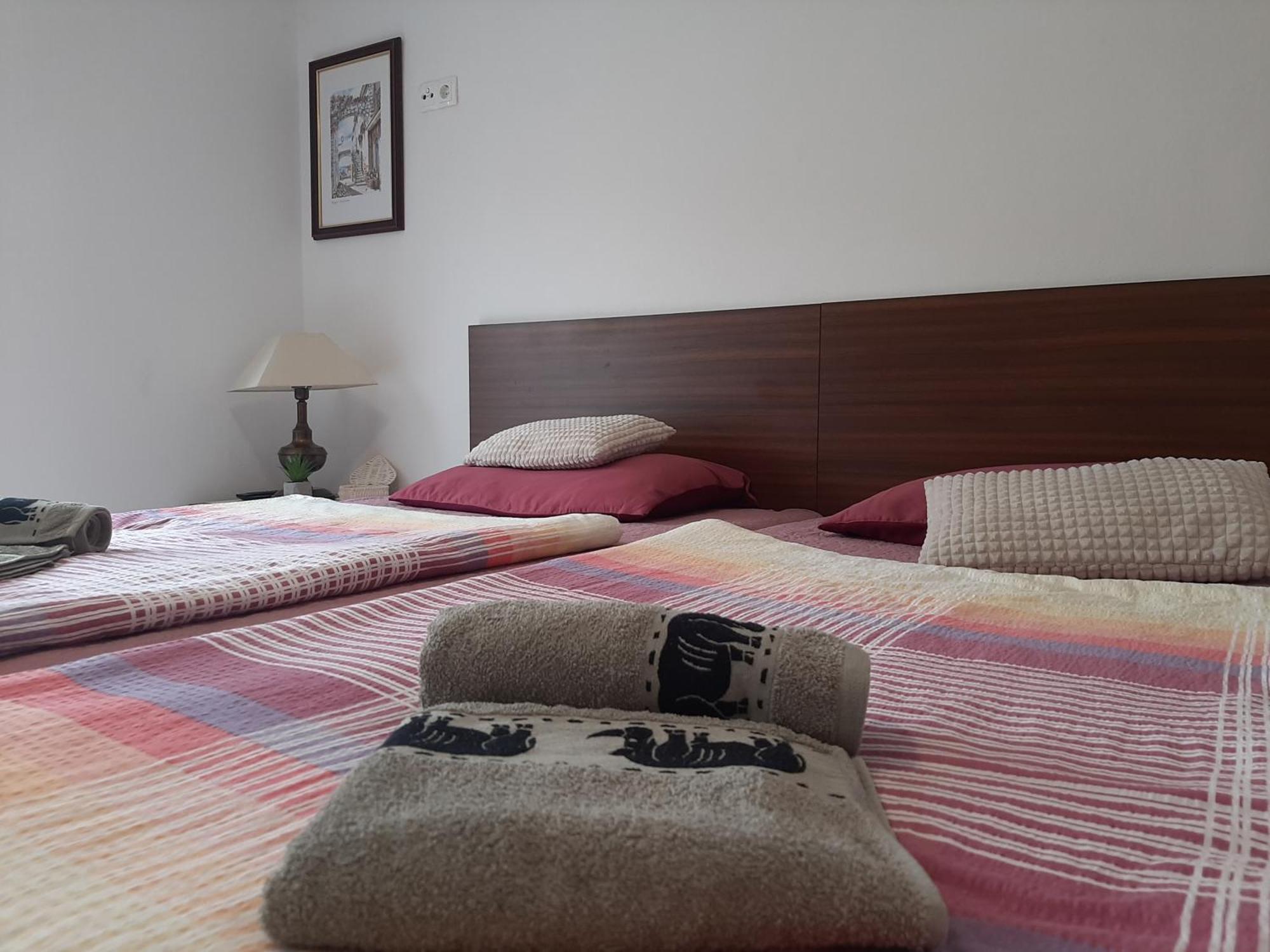 Show Apartment *